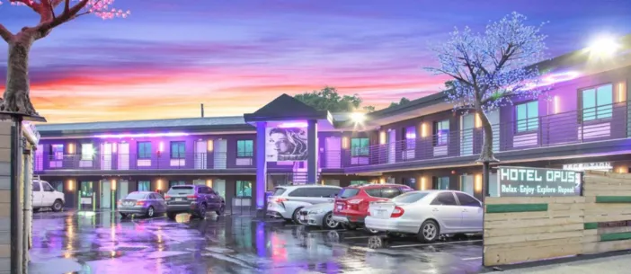 Hotel Opus Bronx New York for 3, 6 or 24 hours | BYHOURS