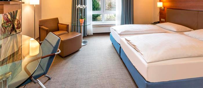 Mercure Hotel München Freising Airport Parken www.byhours.com
